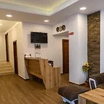 Otel семеен при вергил 2*