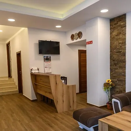 Hotel семеен при вергил 2*