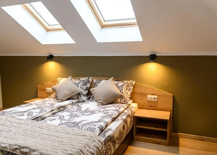 Hotel семеен при вергил 2*