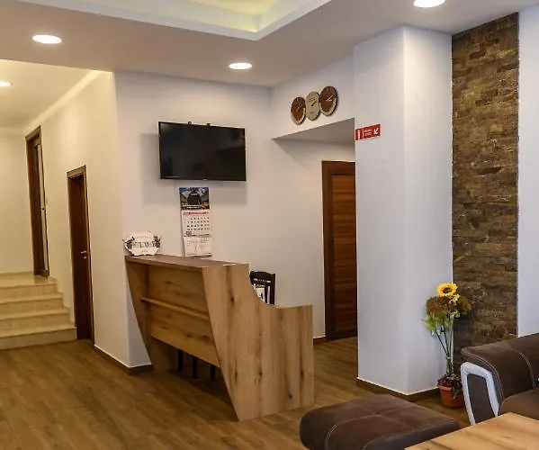 Hotel семеен при вергил 2*