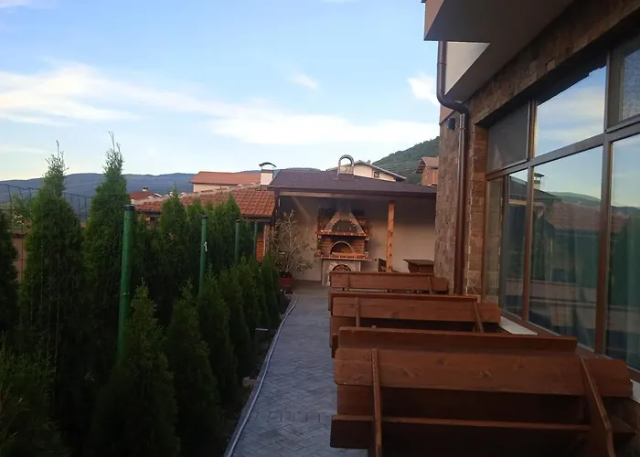 Hotel семеен при вергил